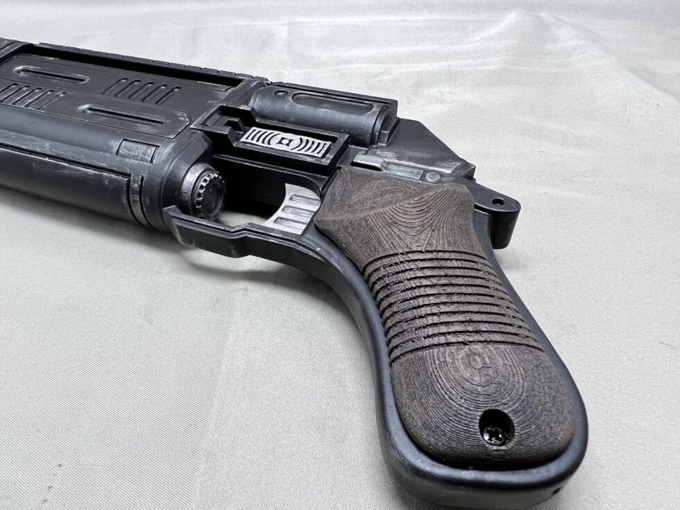 Cassian Andor Blaster Replica – Bryar MW-20 Prop Gun