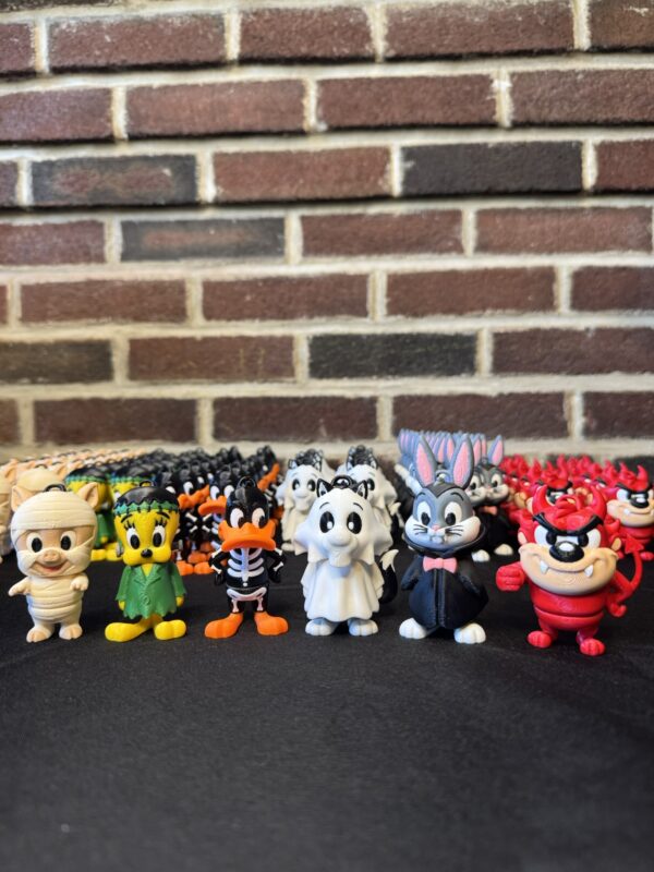 Halloween Looney Tunes Figures – Collectible Keychain Toys | Bugs Bunny, Daffy Duck, Tweety, Taz, Porky Pig & More | Full Set or Singles - Image 3