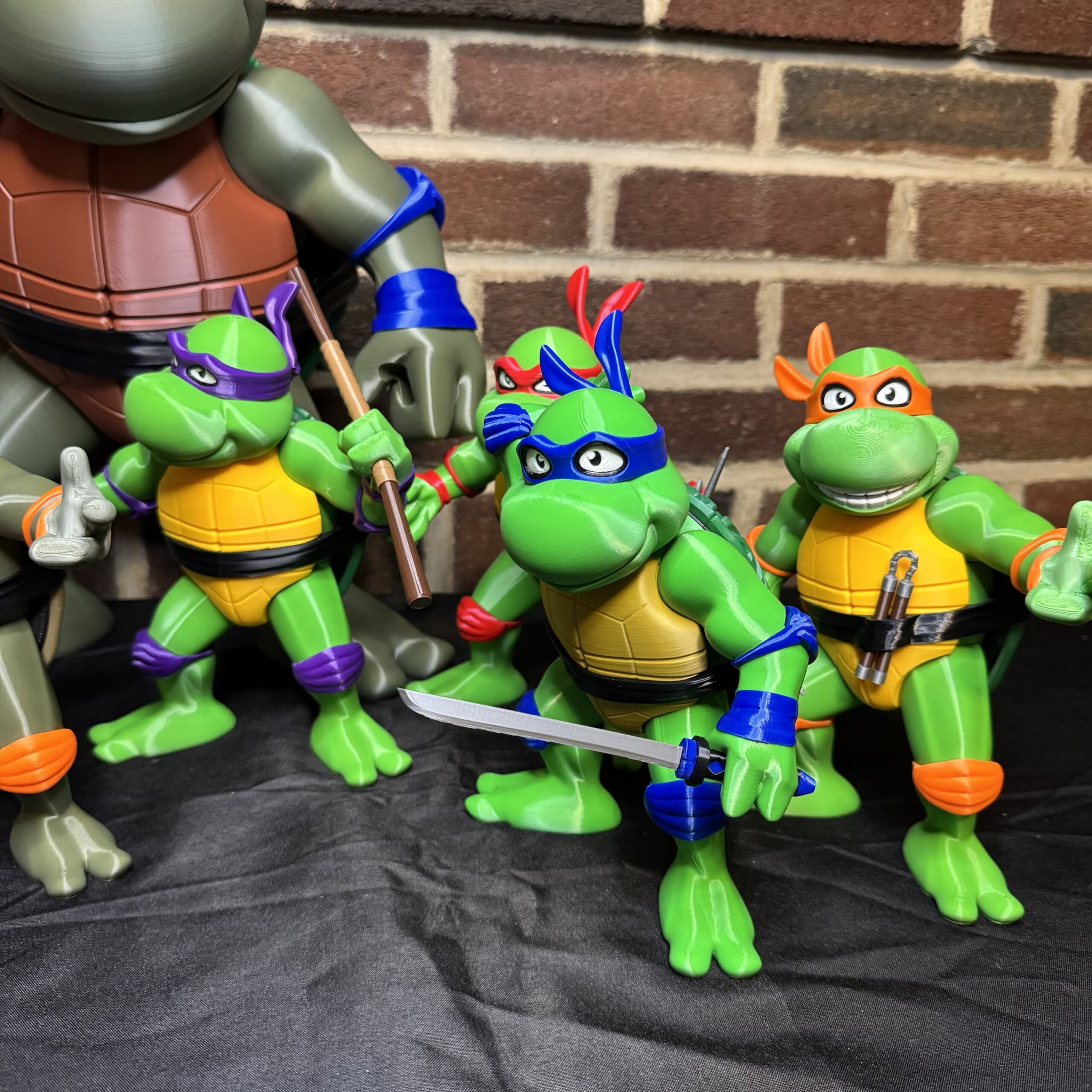 Retro Turtle Collectible Figures – Classic 90s Heroes Set - Image 3