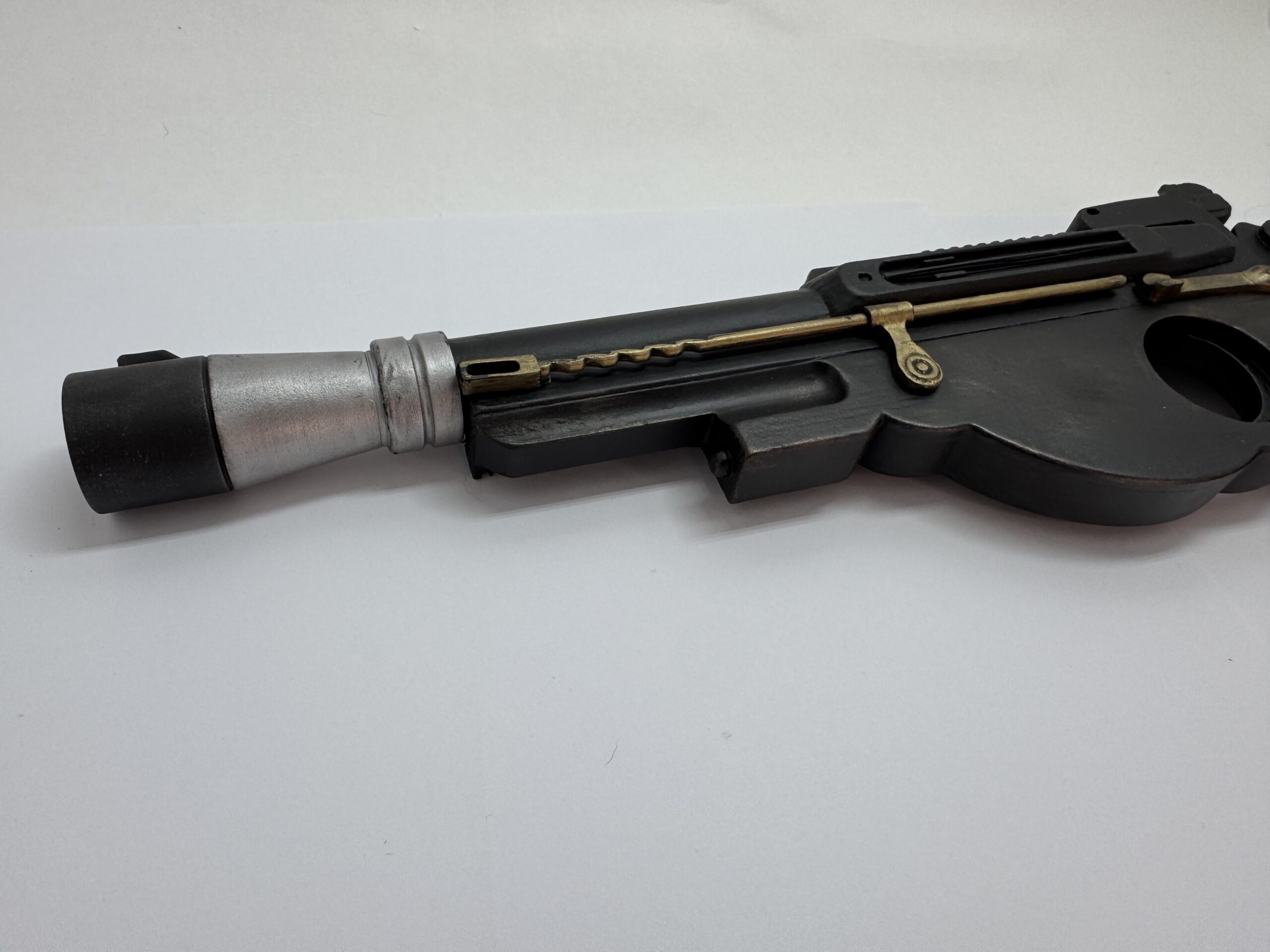 IB-94 Blaster Pistol Replica (1:1 Scale) | DIY Kit & Finished Prop - Image 5